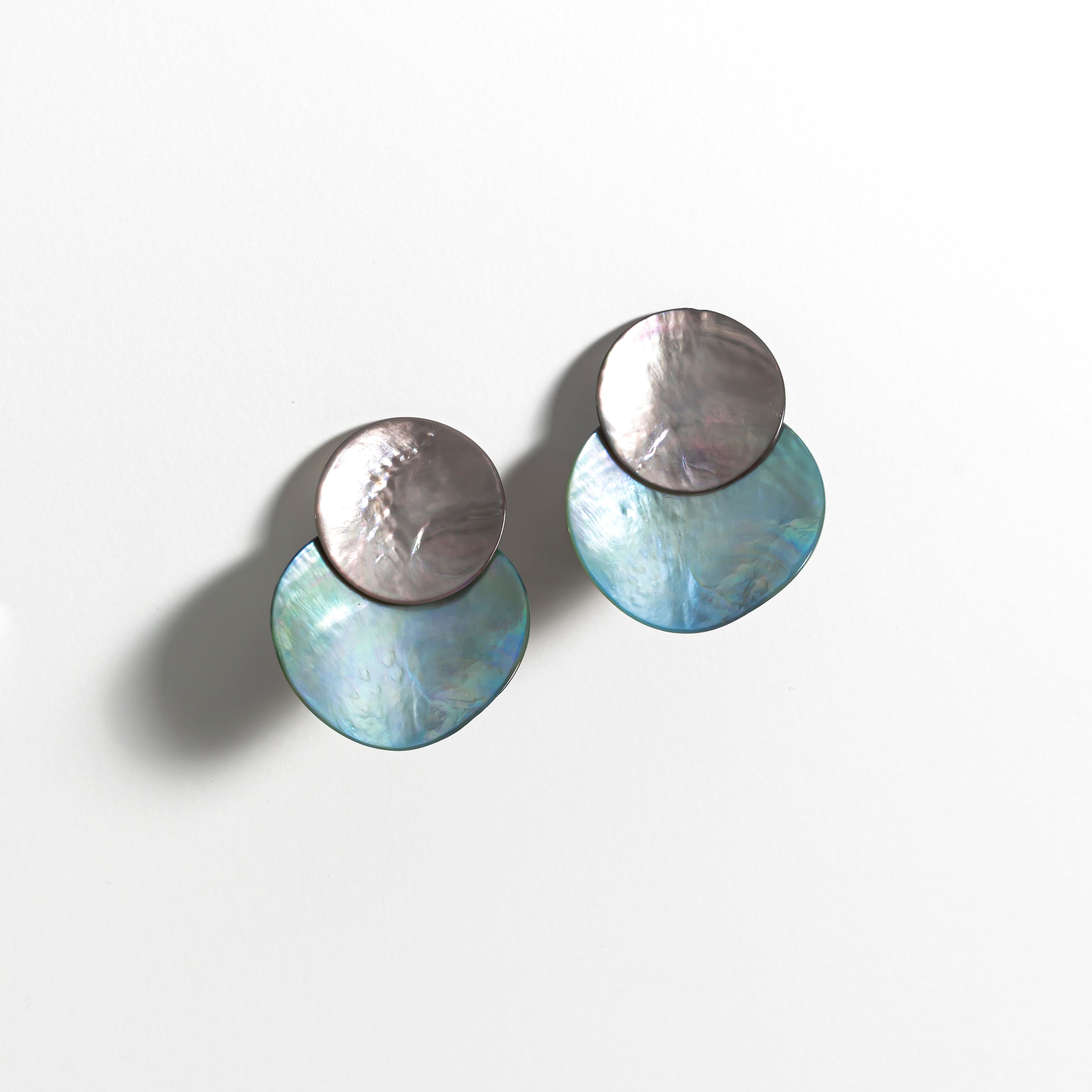 Nautilus Ice Blue & Grey L